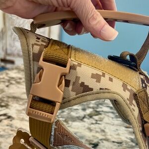 Camouflage Dog Harness with Handle. Size Small.  NWOT